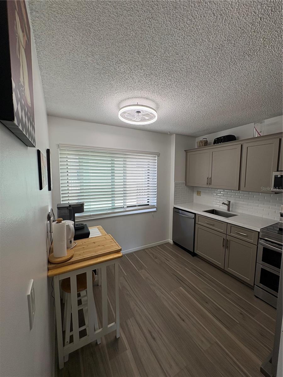 CHATEAU BELLEAIR CONDO - Residential