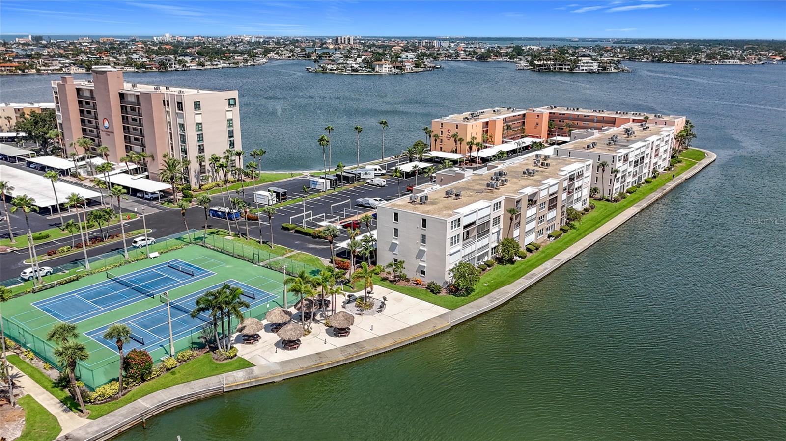 BAY ISLAND GROUP 7 - Residential