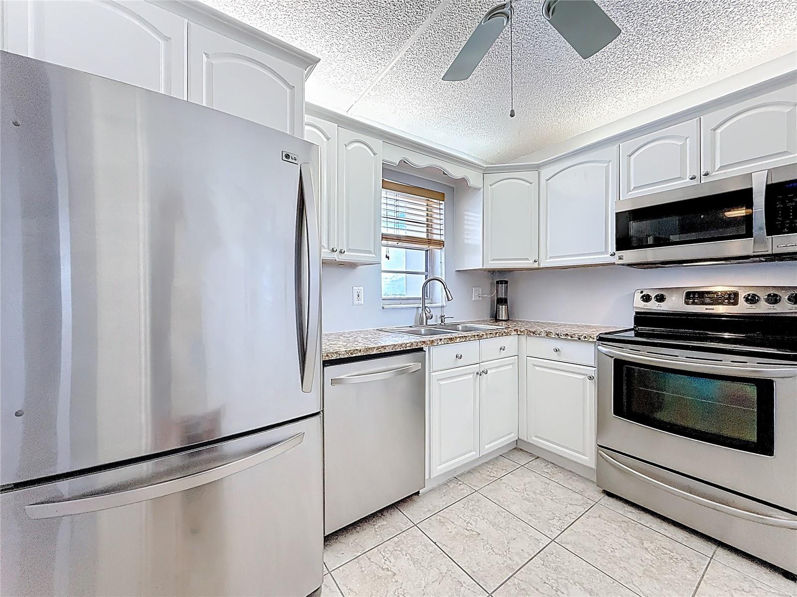 BAY ISLAND GROUP 7 - Residential