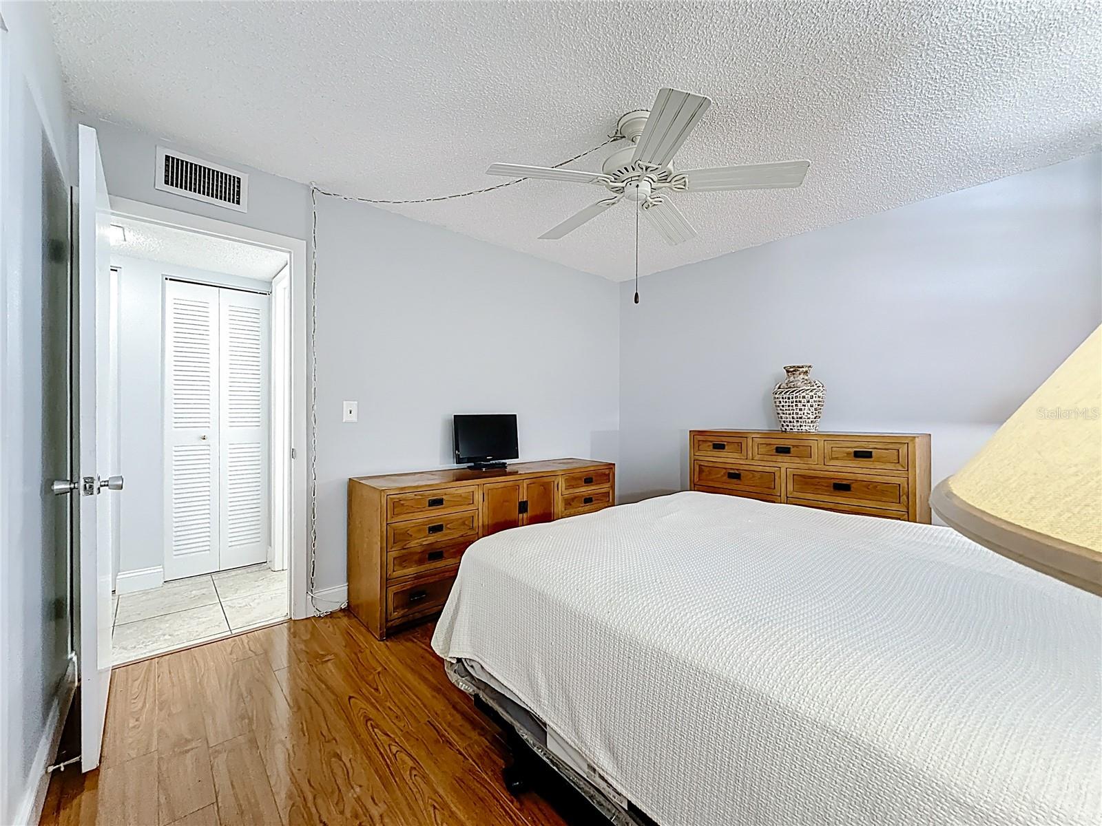 BAY ISLAND GROUP 7 - Residential