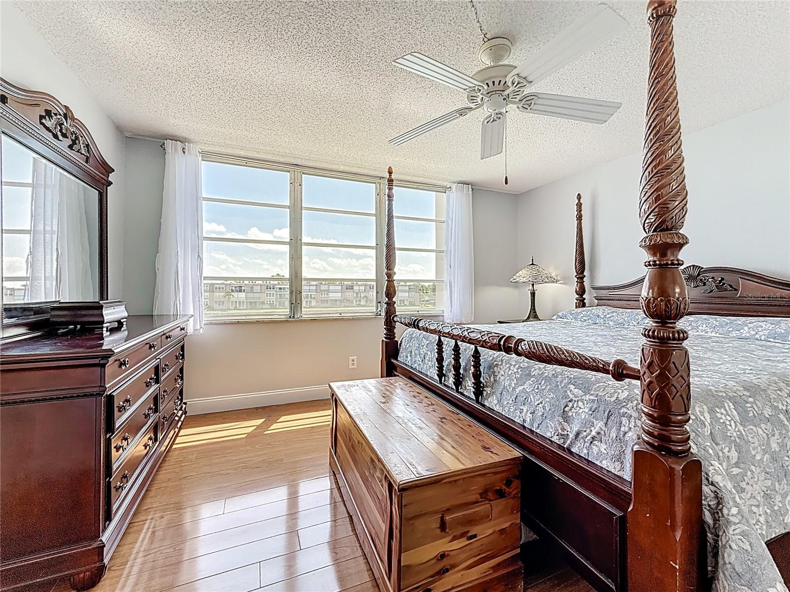 BAY ISLAND GROUP 7 - Residential