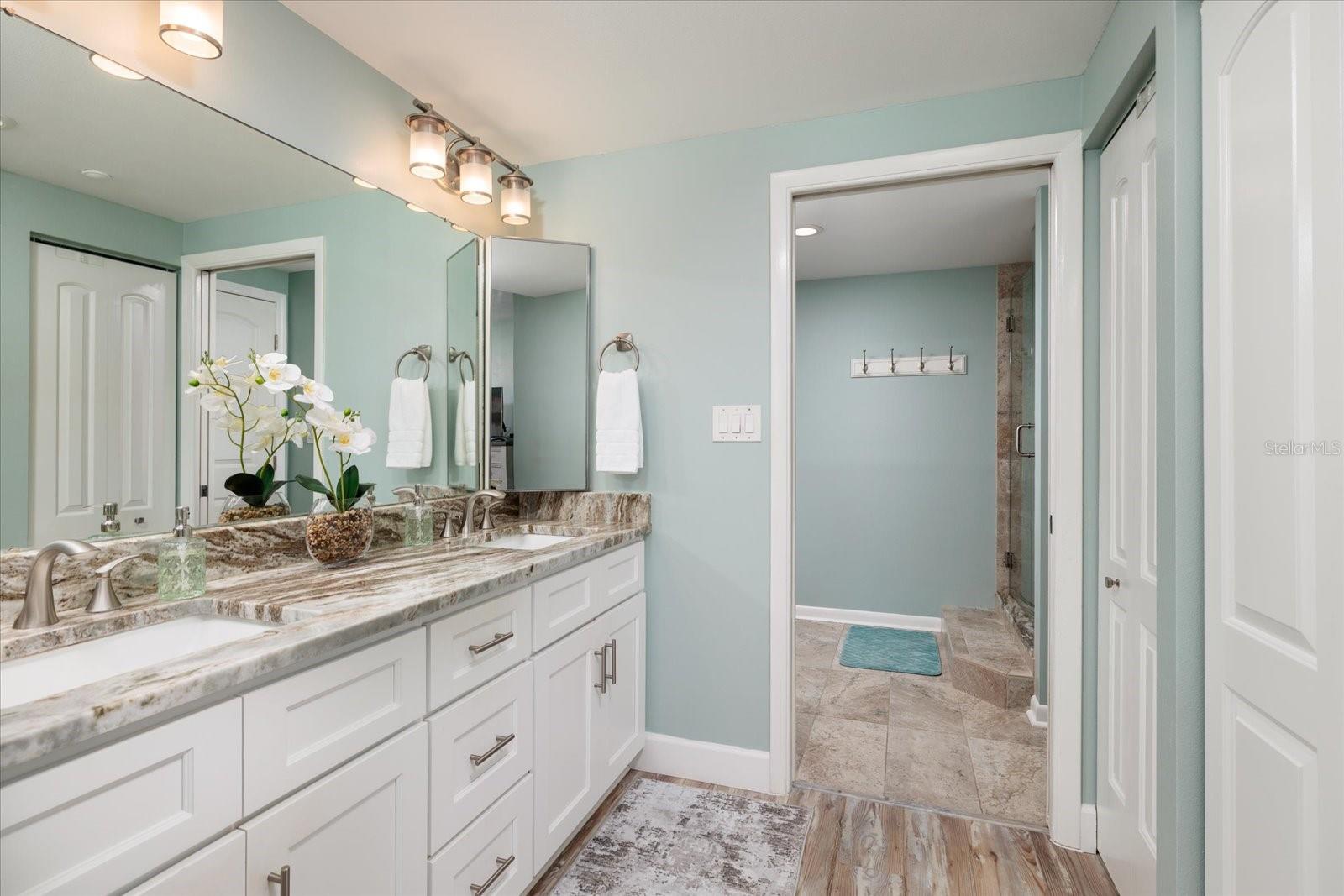 ULTIMAR ONE CONDO - Residential