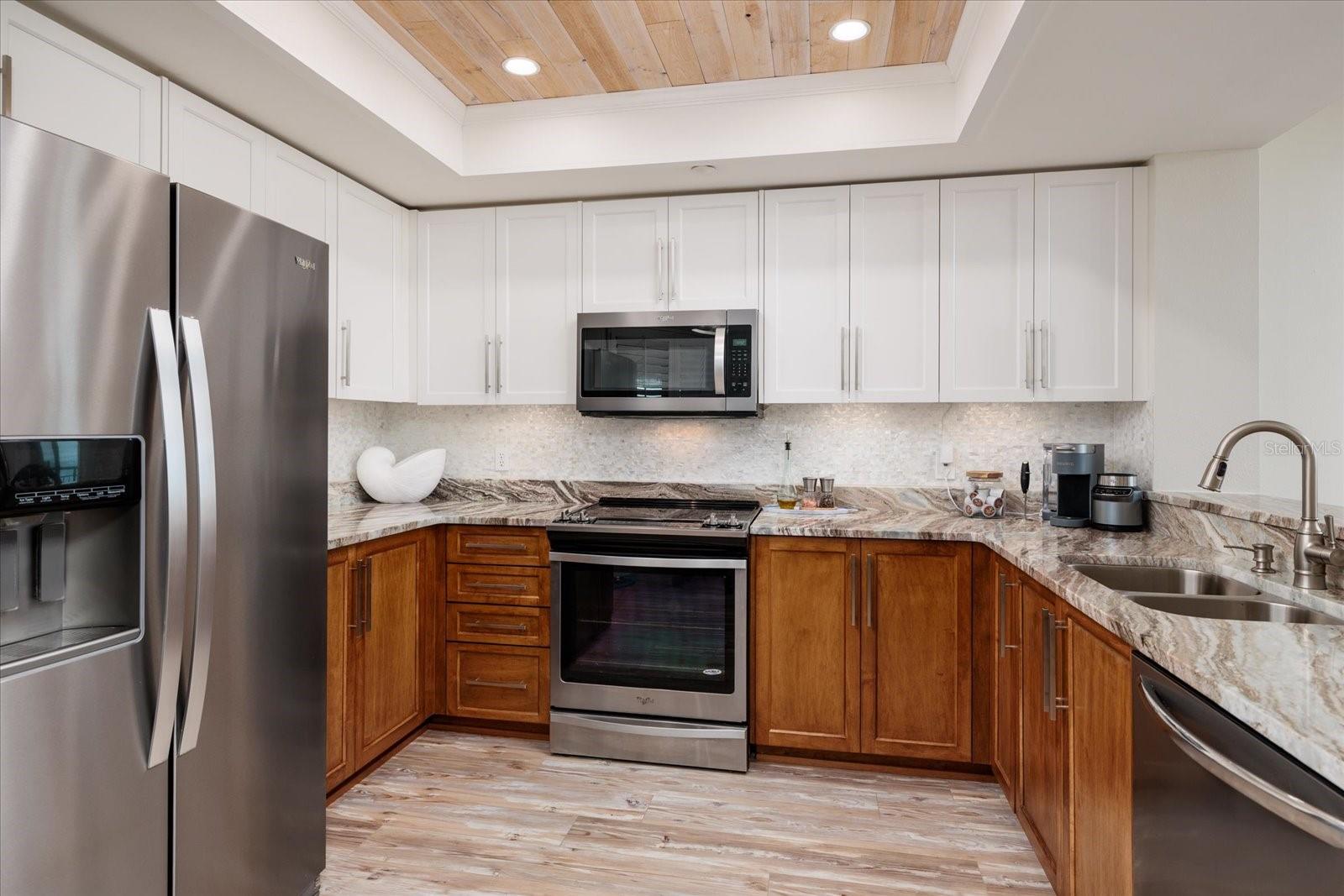 ULTIMAR ONE CONDO - Residential