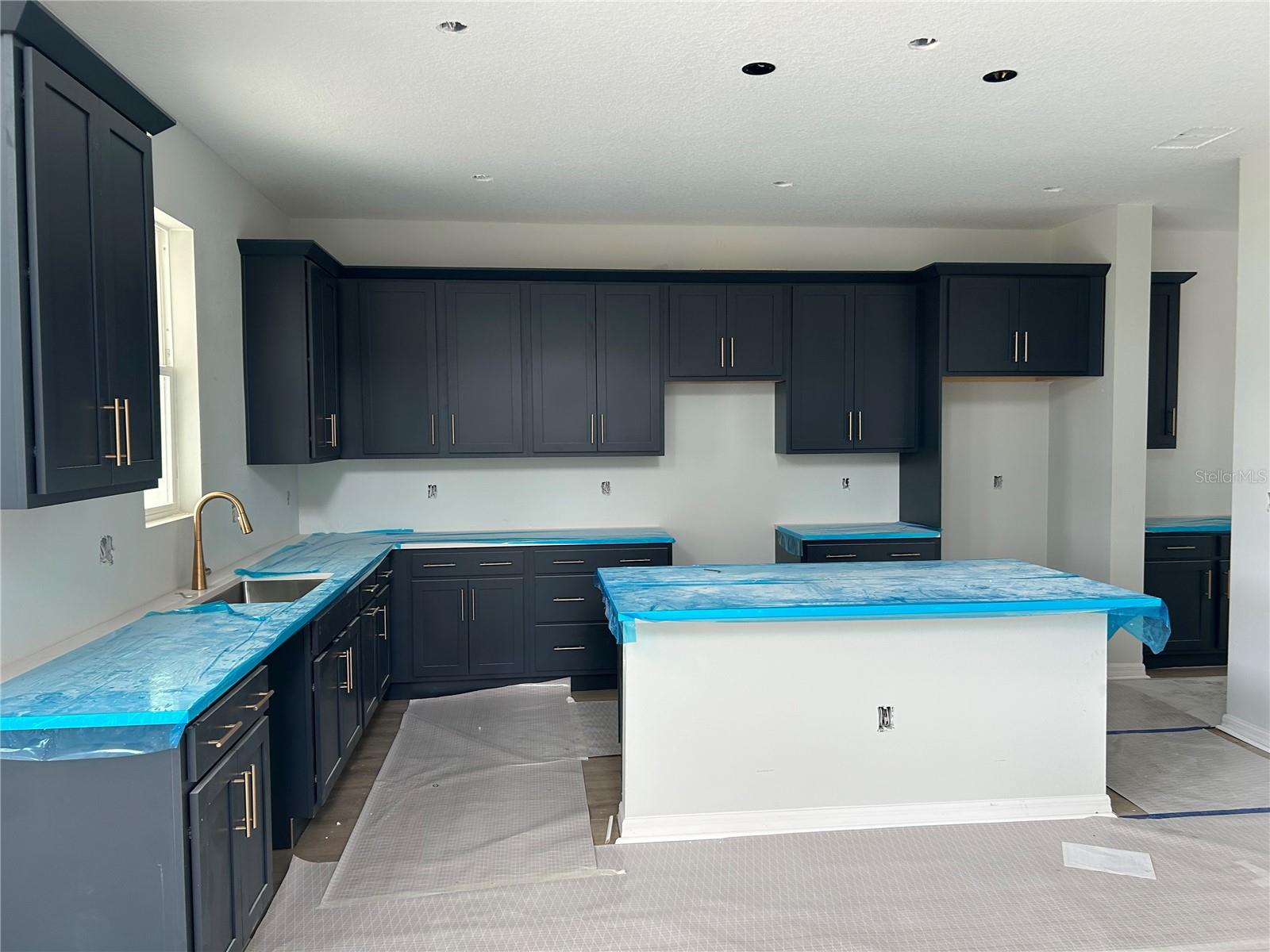 OAKFIELD TRAILS WEST - Residential