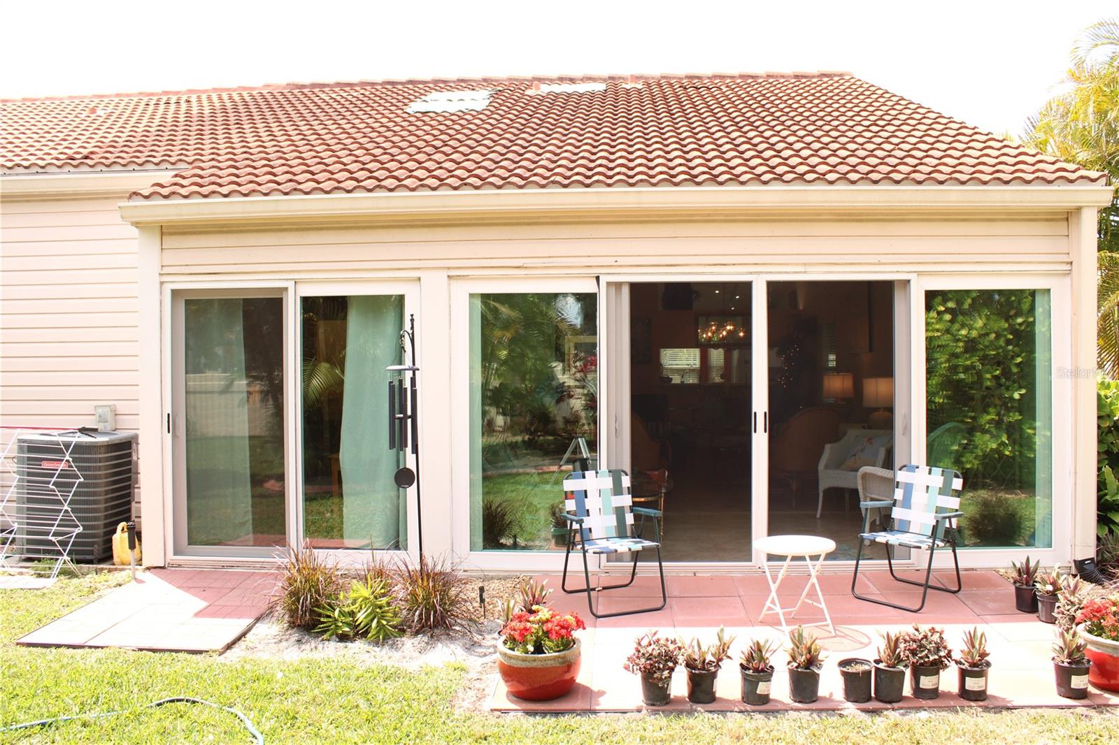 THE PRESERVES AT PALM-AIRE - Residential Lease