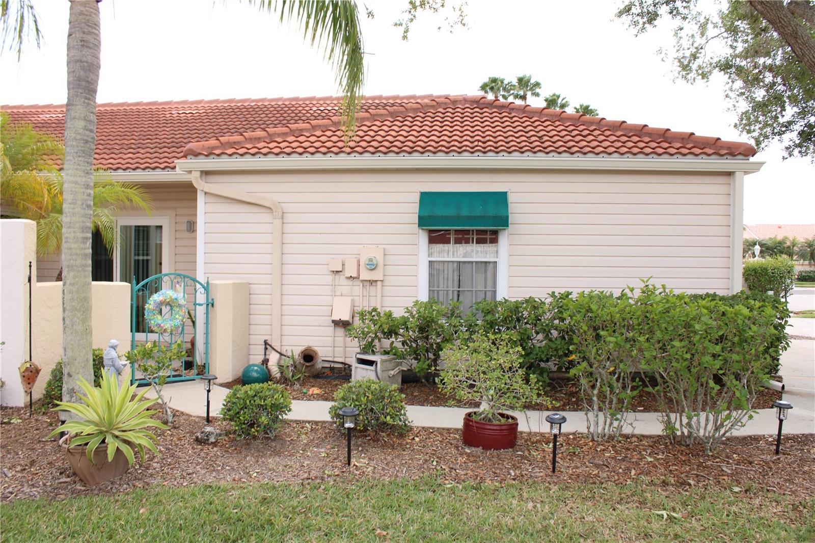 THE PRESERVES AT PALM-AIRE - Residential Lease