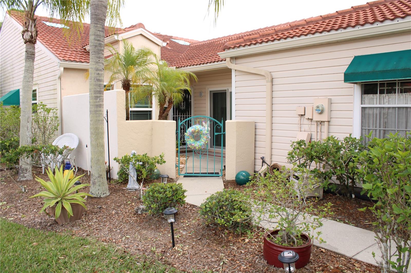 THE PRESERVES AT PALM-AIRE - Residential Lease