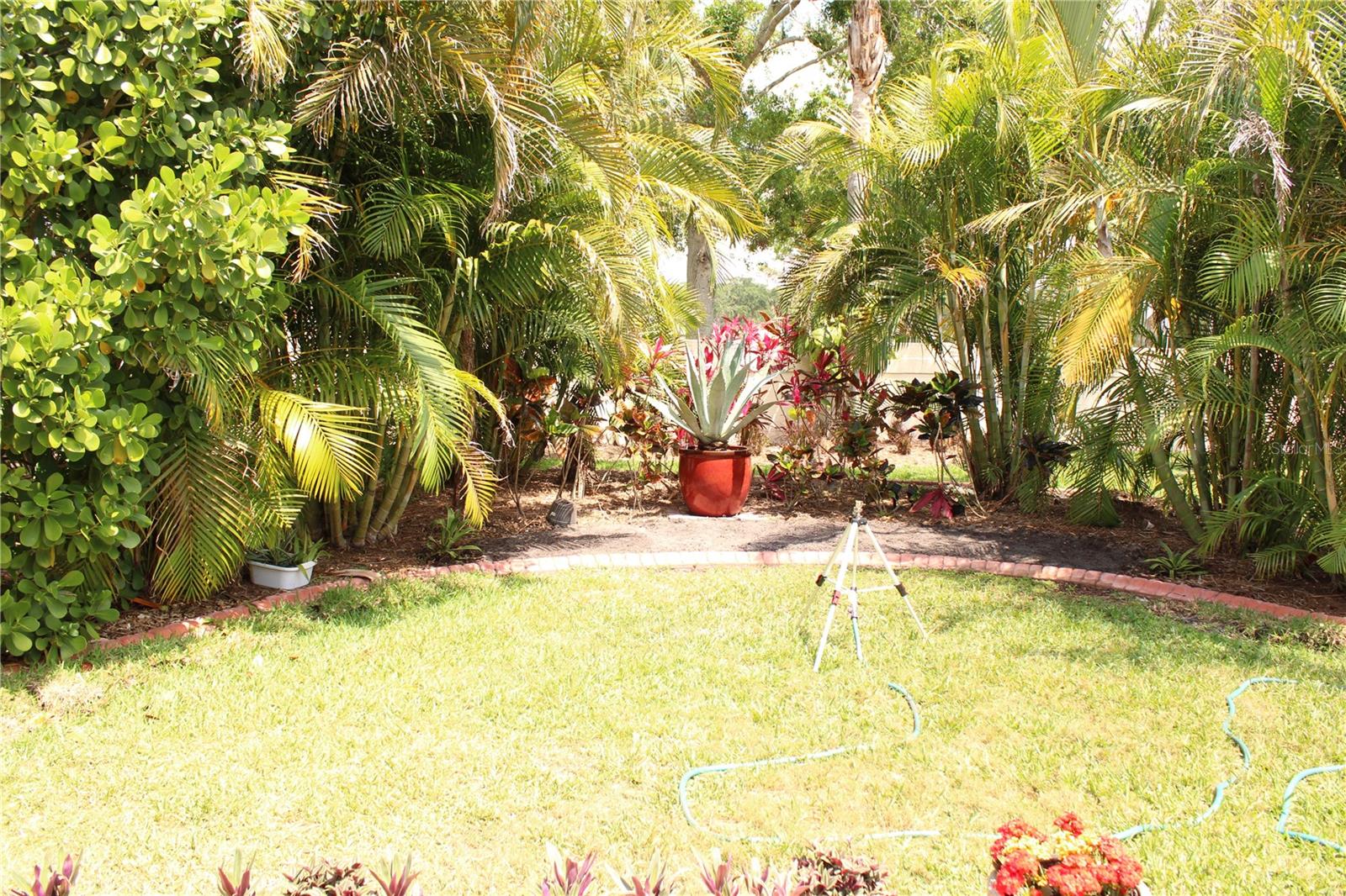 THE PRESERVES AT PALM-AIRE - Residential Lease