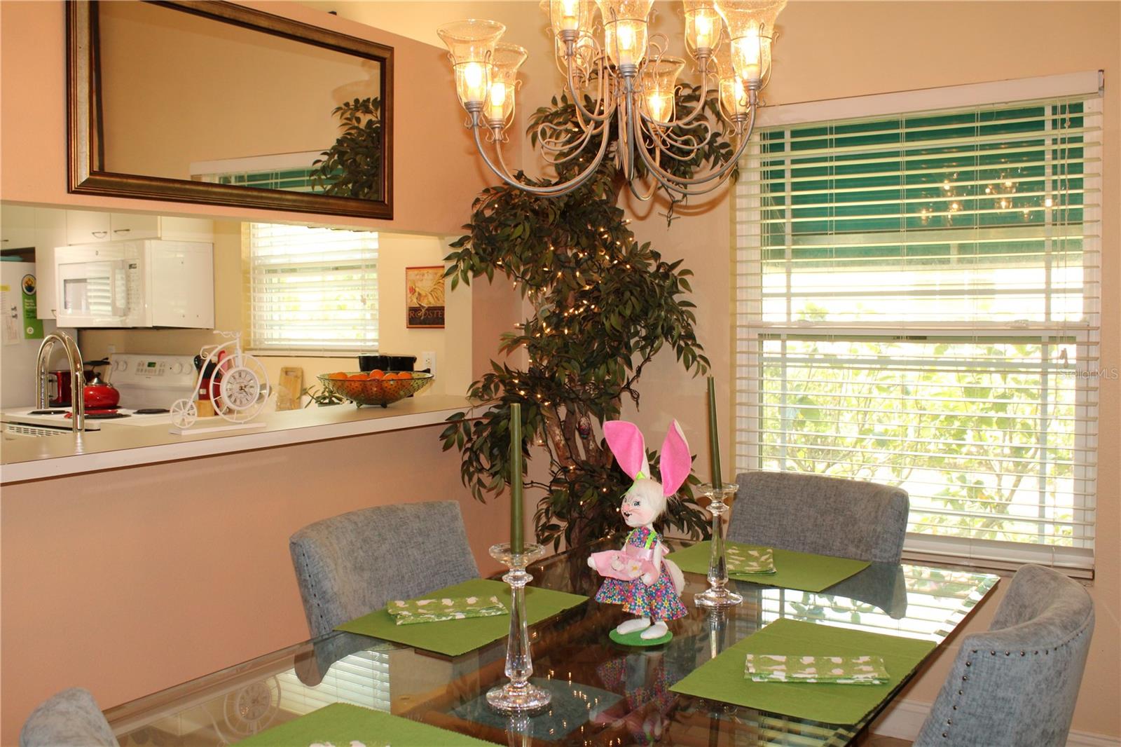 THE PRESERVES AT PALM-AIRE - Residential Lease