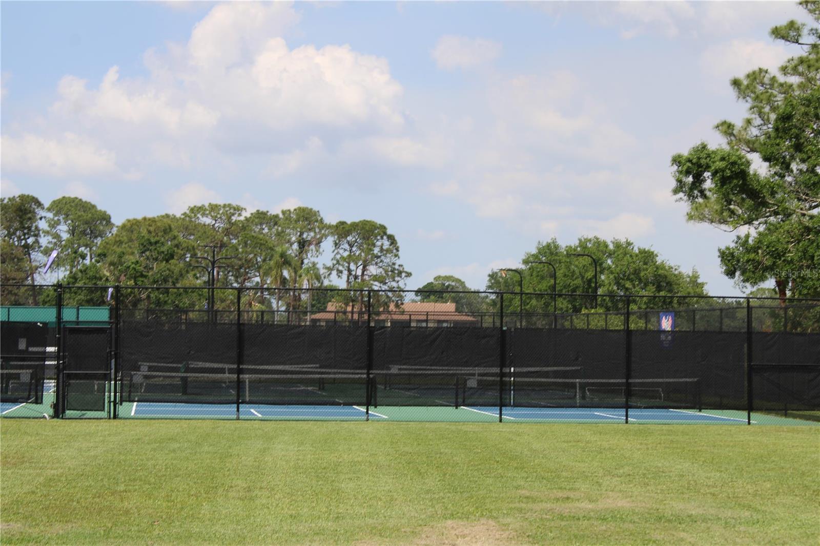 THE PRESERVES AT PALM-AIRE - Residential Lease