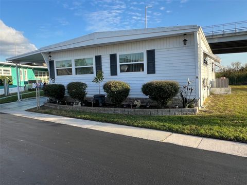 A home in LARGO