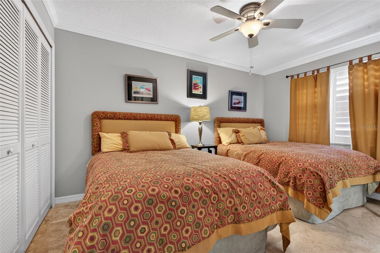 SEAWARD CONDO - Residential