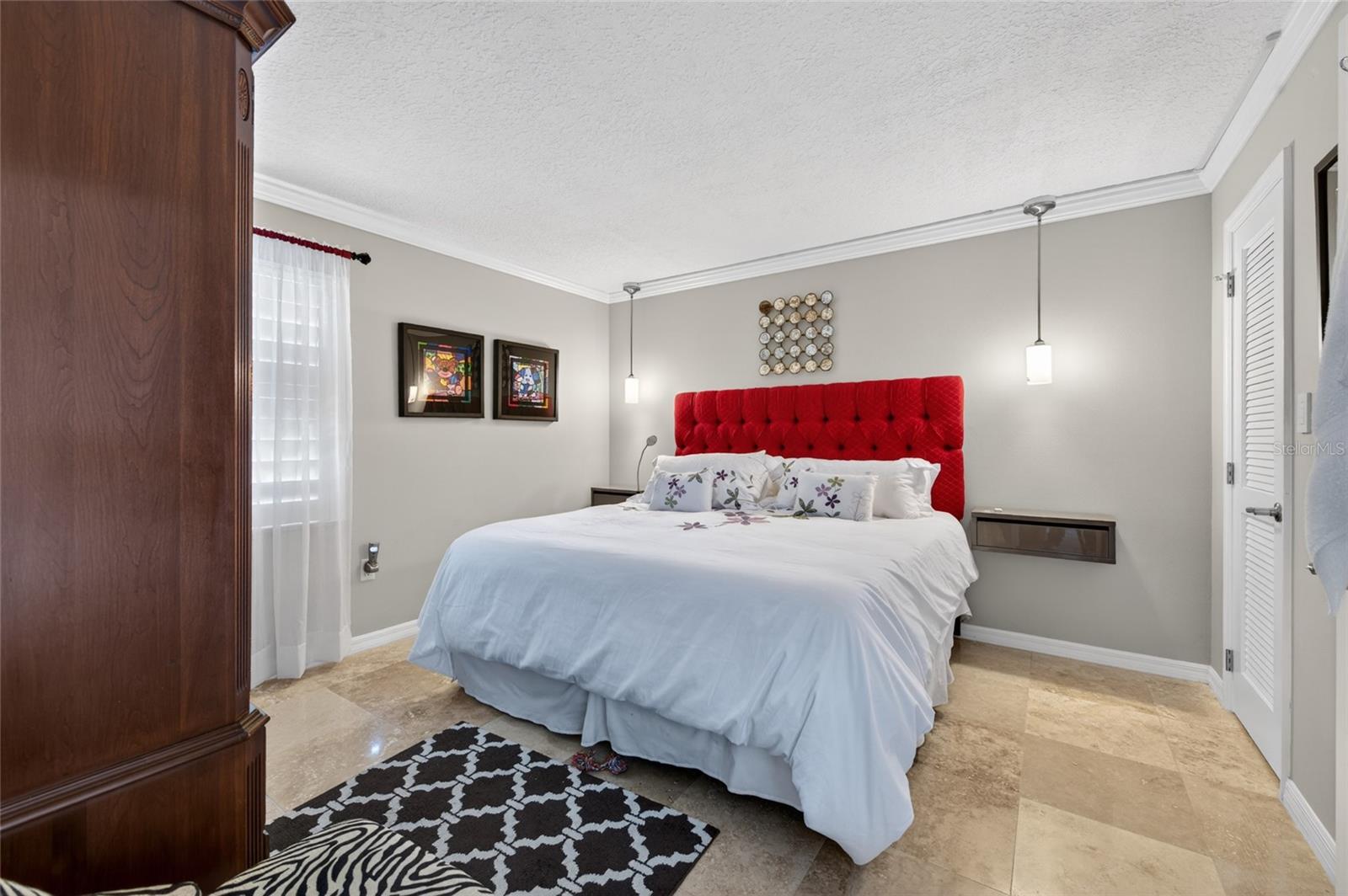 SEAWARD CONDO - Residential