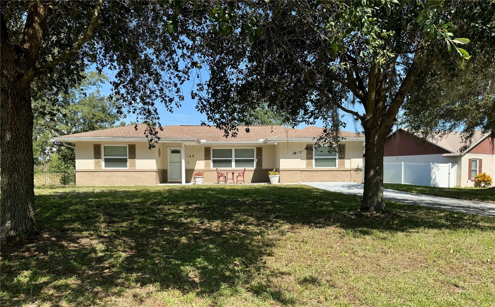 Welcome to your classic Florida-style retreat in the heart of Deltona!
This charming 3-bedroom, 2-bath home offers comfort, functionality, and plenty of space—both inside and out. Step into the spacious family room with sleek tile flooring, perfect for relaxing or entertaining. The galley-style kitchen features ample cabinet storage, generous counter space, and comes complete with all appliances.
Enjoy Florida living year-round in the large backyard, featuring a screened-in patio—ideal for outdoor dining or relaxing in the shade. A convenient storage shed adds even more functionality to the outdoor space.
The master suite includes a private en-suite bath and a walk-in closet. The oversized third bedroom offers great flexibility—perfect as a home office, guest room, or bonus space—and includes a roomy step-in closet.
With plenty of storage throughout and a welcoming layout, this home has everything you need. Schedule your tour today and make this Deltona gem yours!
