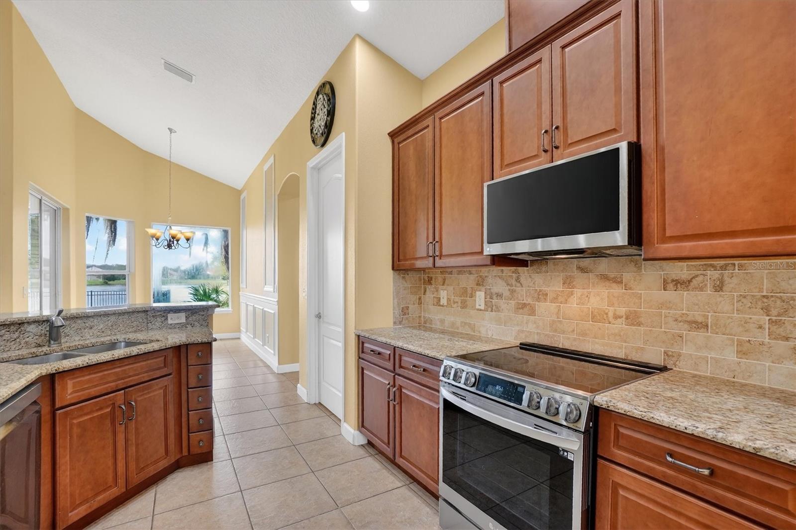 HIDDEN LAKES PH II - Residential