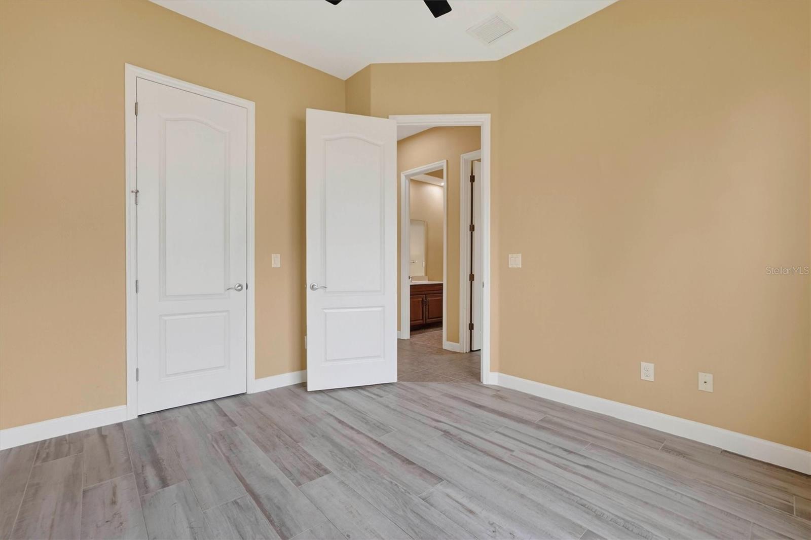 HIDDEN LAKES PH II - Residential