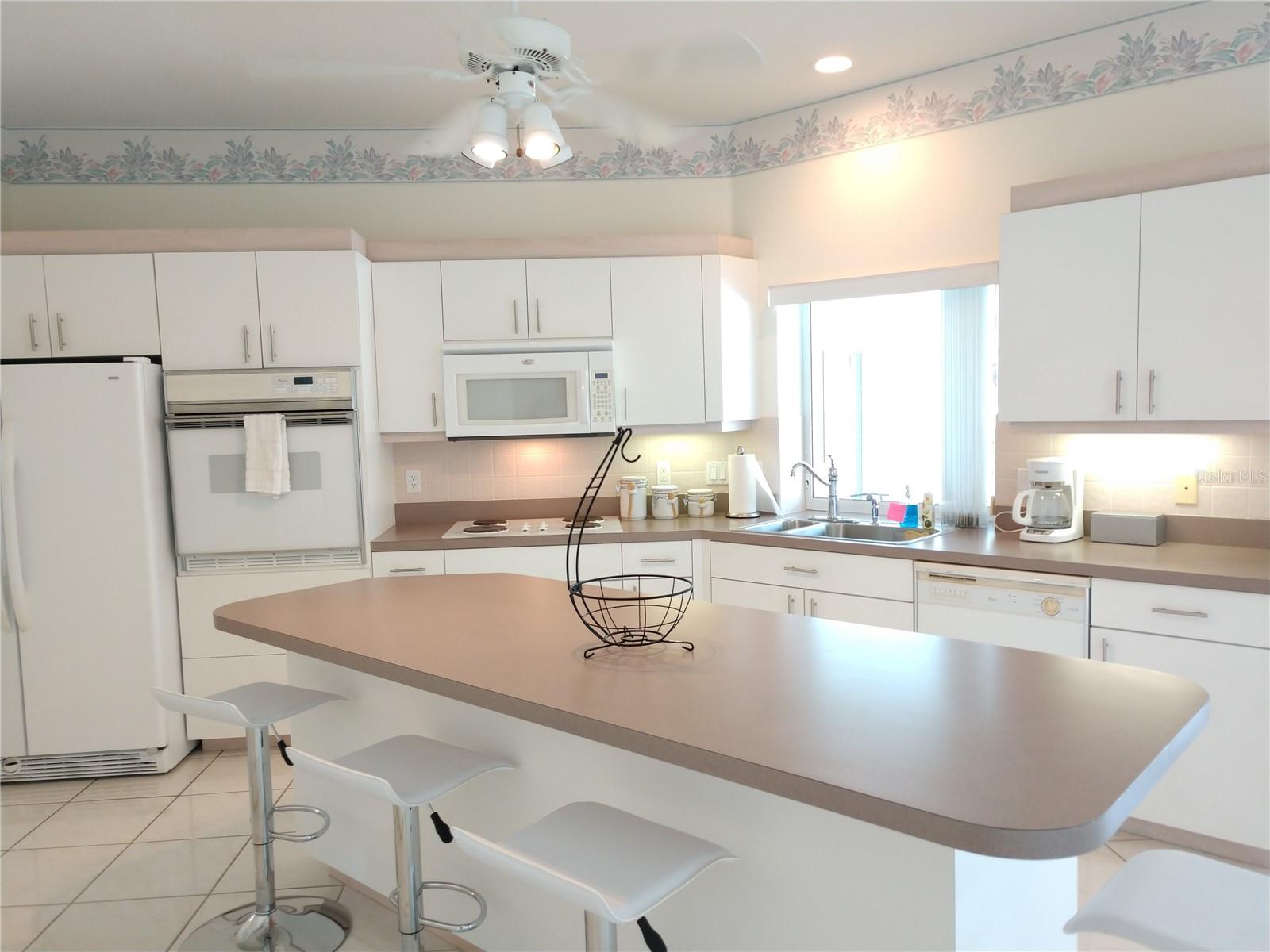 SORRENTO WOODS - Residential Lease