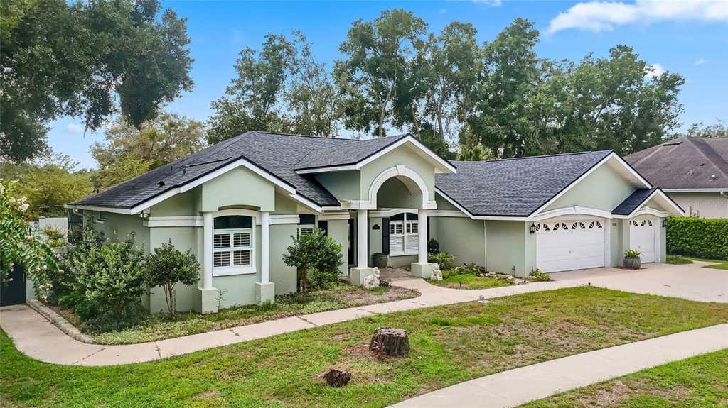 Photo of 7225 River Forest Lane, Temple Terrace, FL 33617 (MLS # TB8534854)