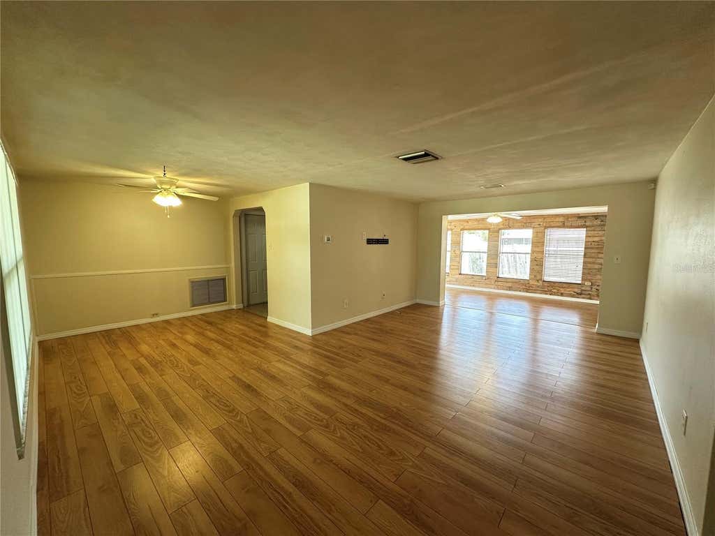Photo of 3313 Briar Cliff Drive, Holiday, FL 34691 (MLS # TB8534129)