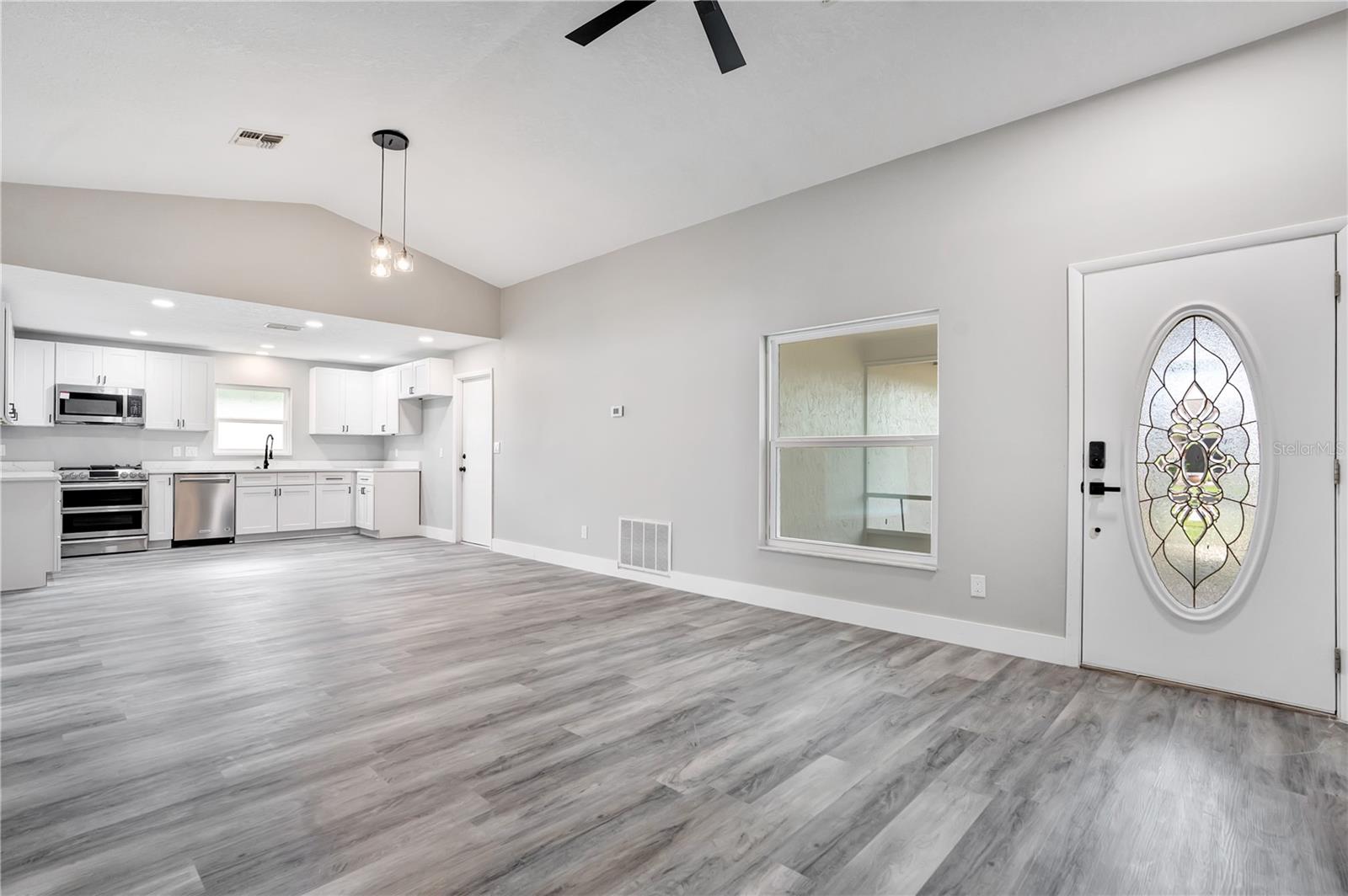 11405 STAMFIELD DRIVE