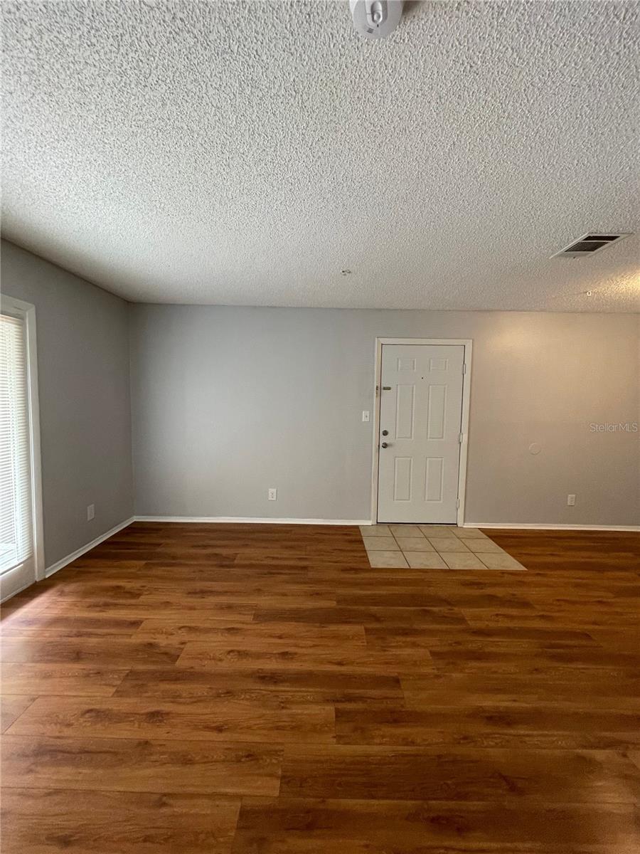 238 AFTON SQUARE 204