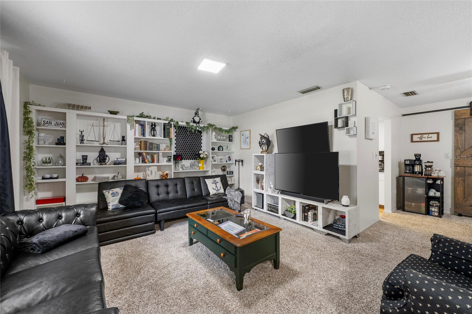 4594 PARNELL DRIVE