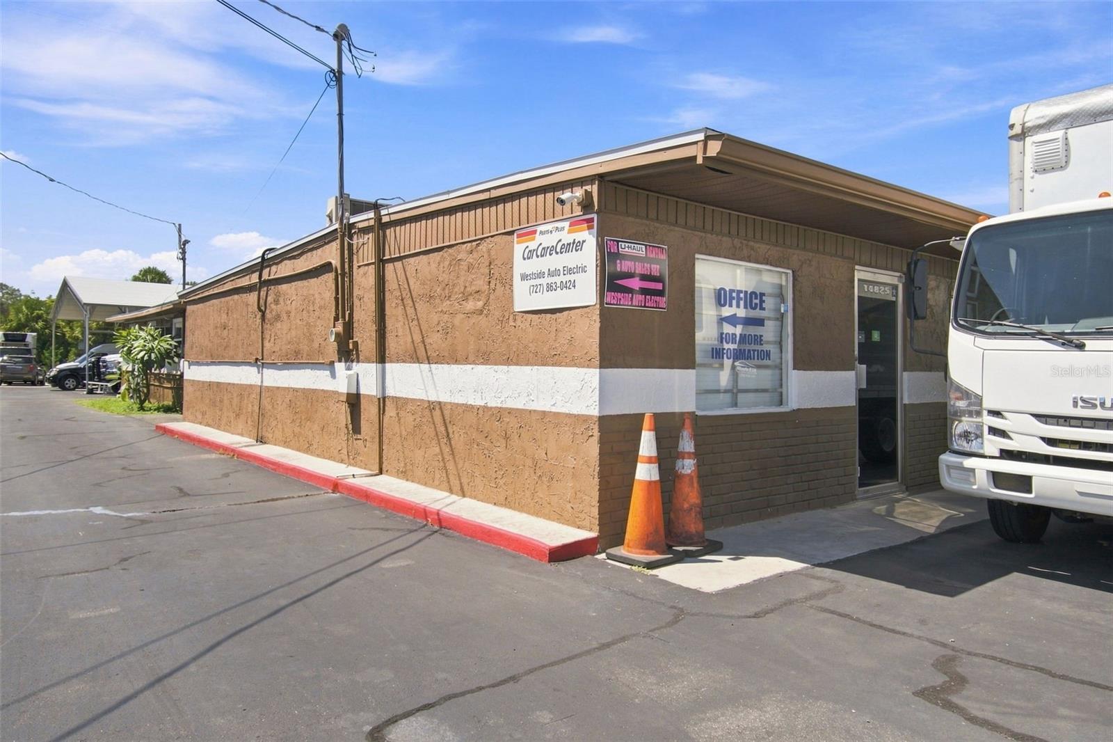 14827 US HIGHWAY 19