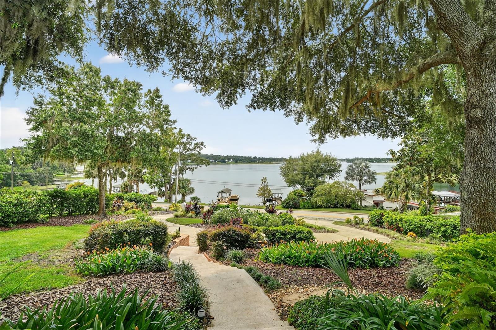 MOUNTAIN VIEW SUBN - Residential