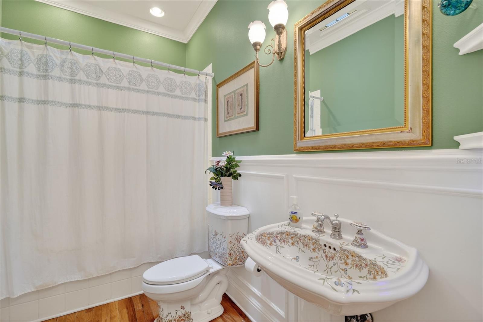 MOUNTAIN VIEW SUBN - Residential