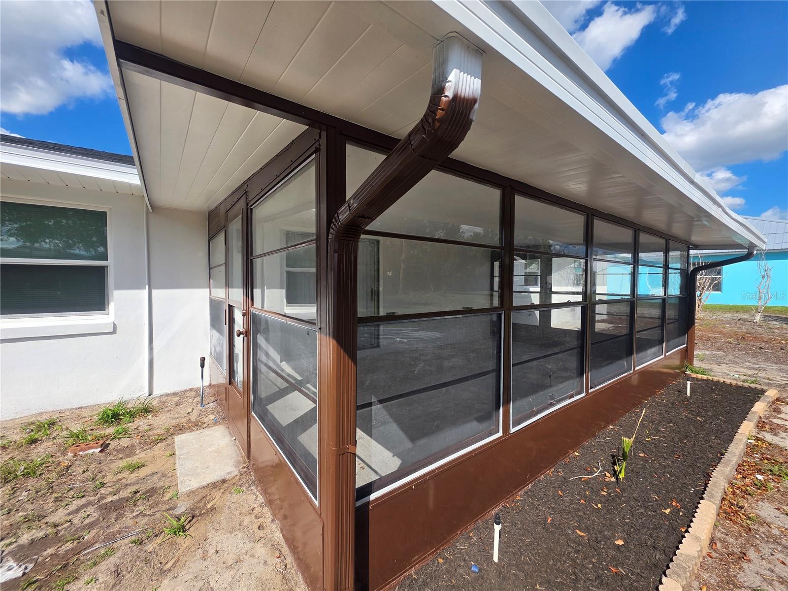 DELTONA LAKES UNIT 08 - Residential