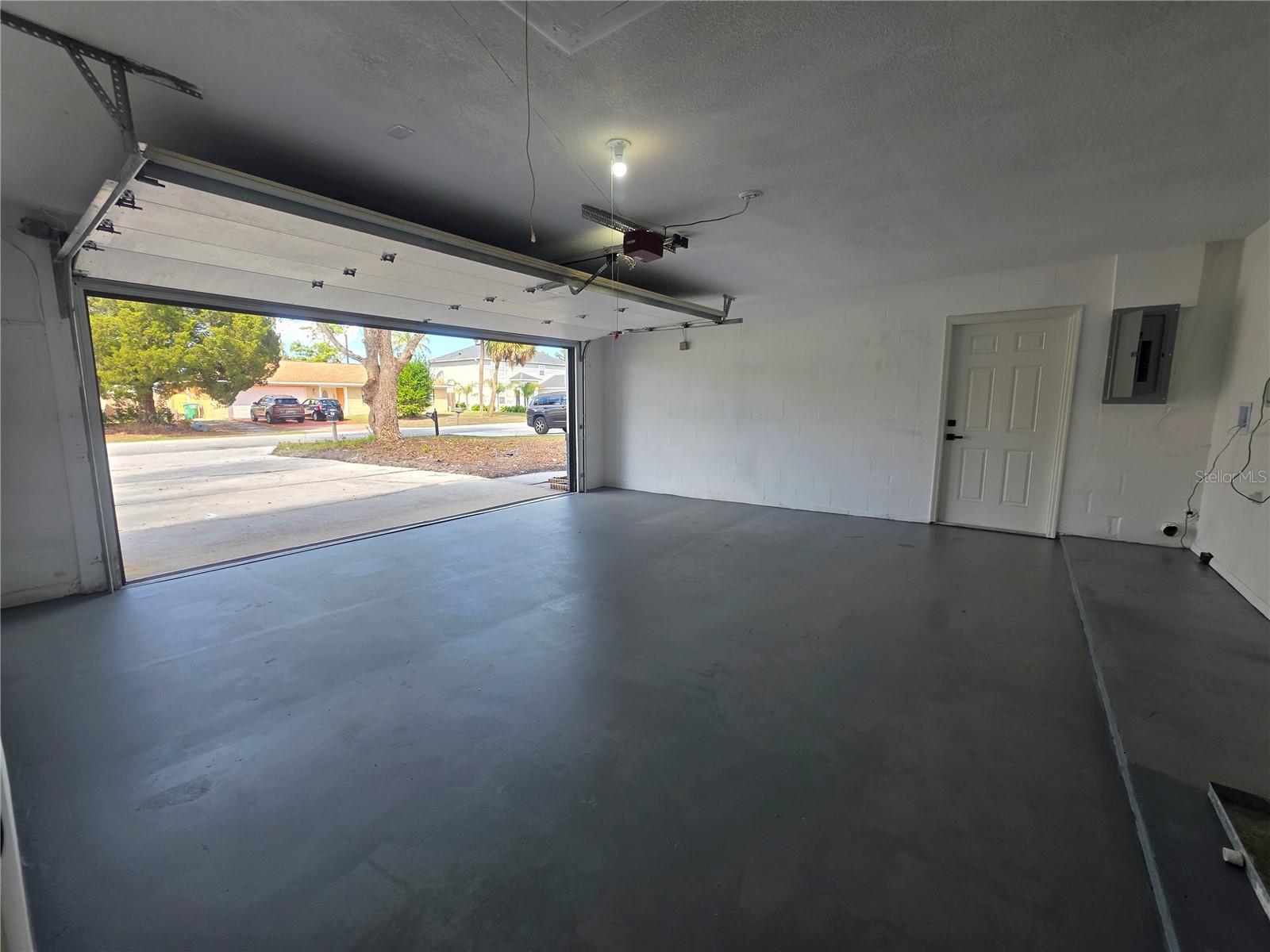 DELTONA LAKES UNIT 08 - Residential