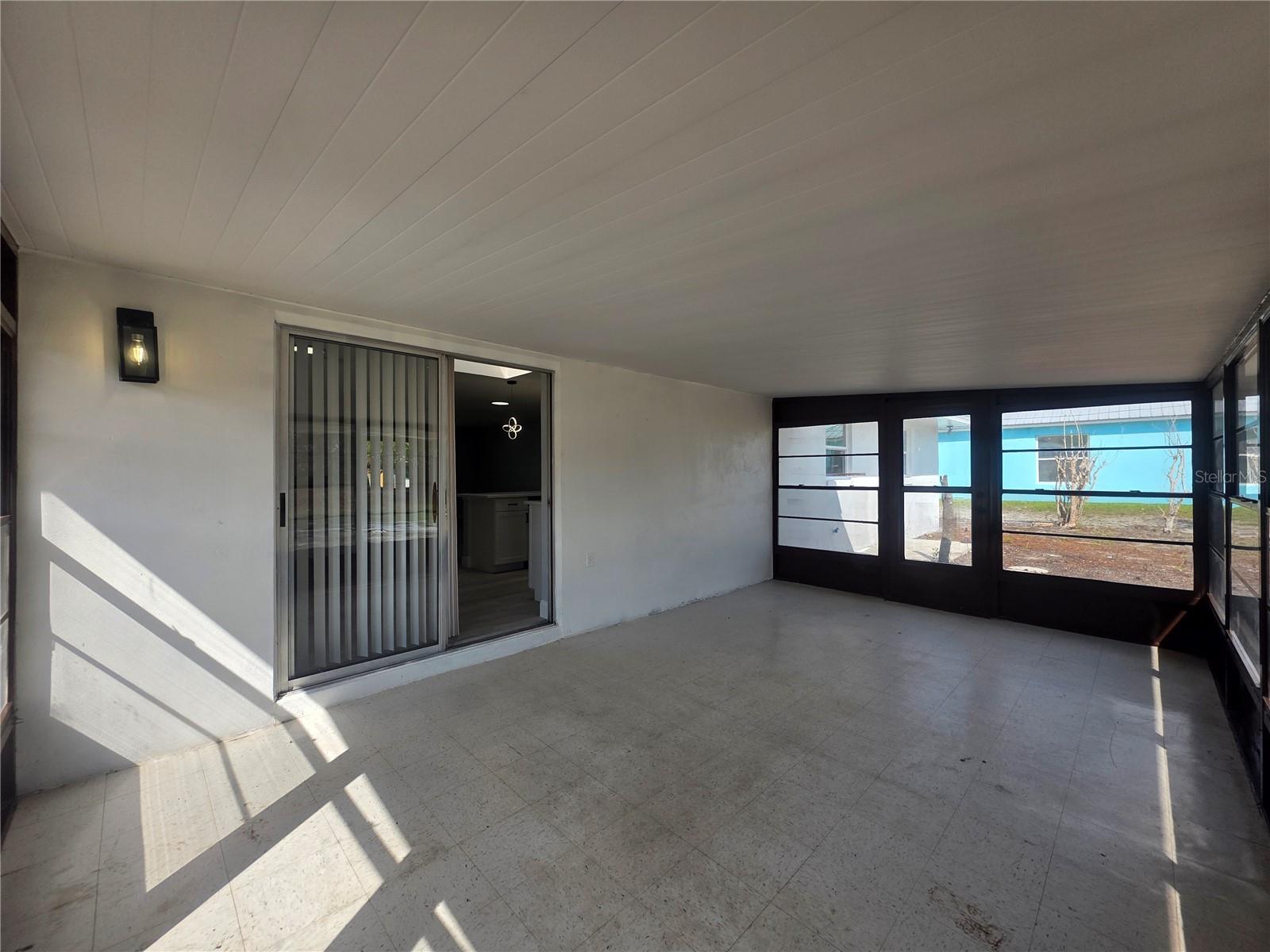 DELTONA LAKES UNIT 08 - Residential