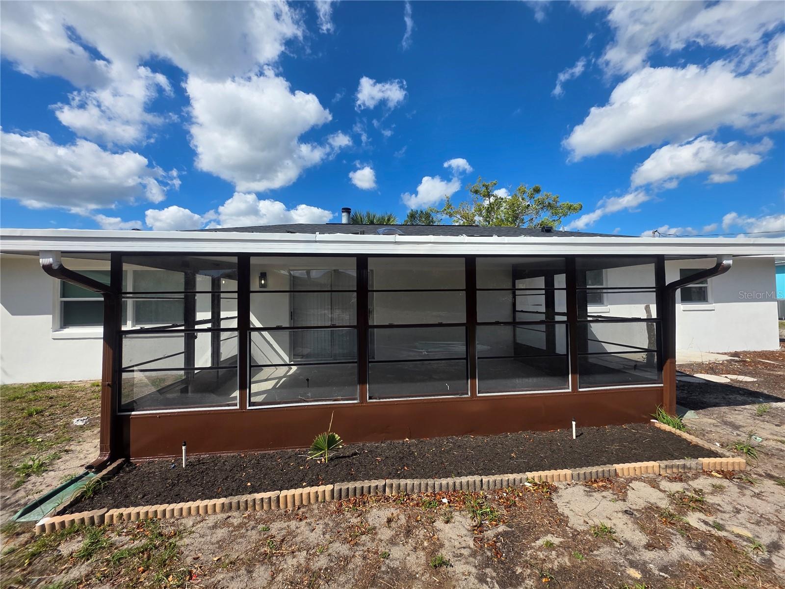 DELTONA LAKES UNIT 08 - Residential