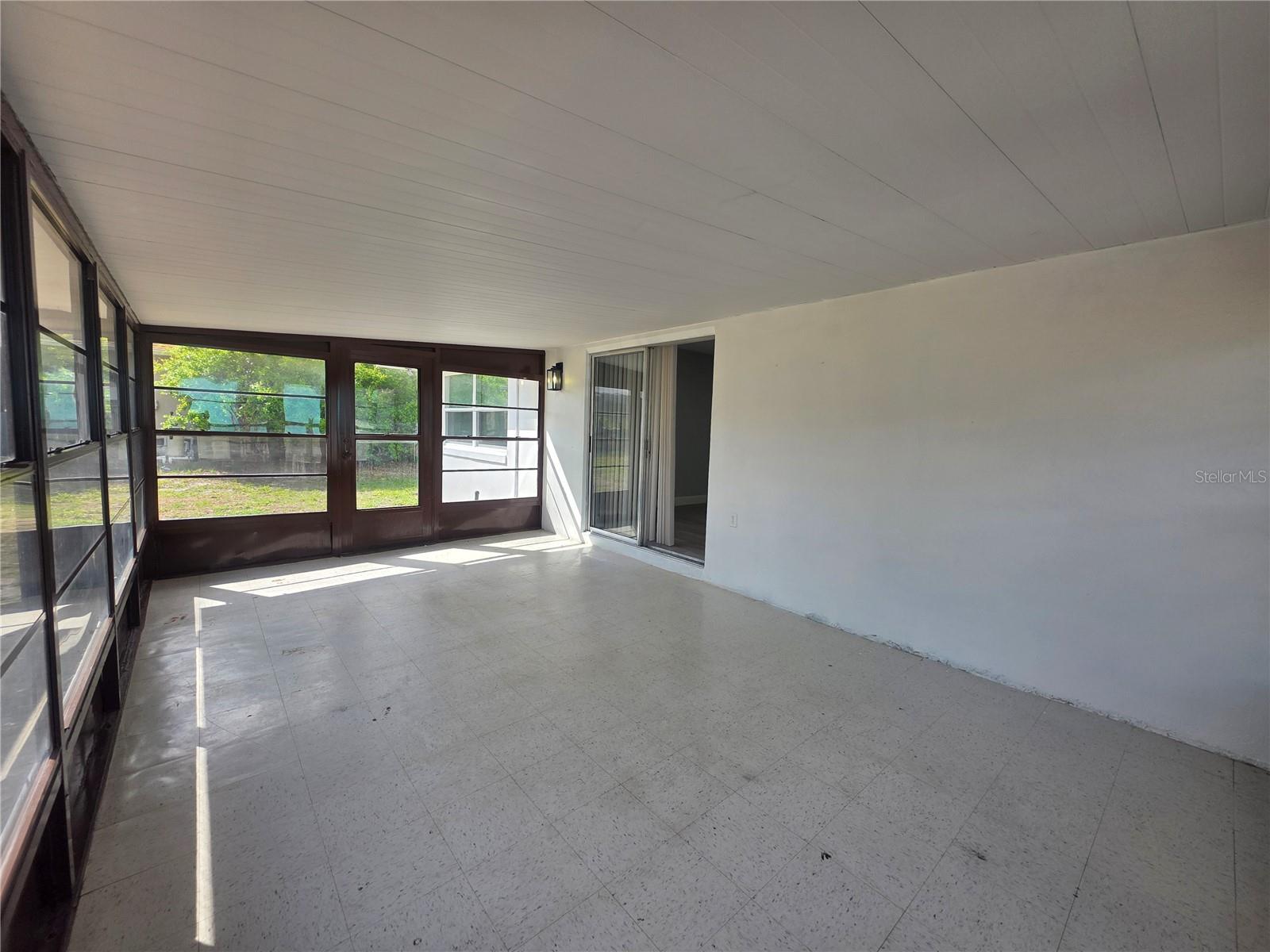 DELTONA LAKES UNIT 08 - Residential