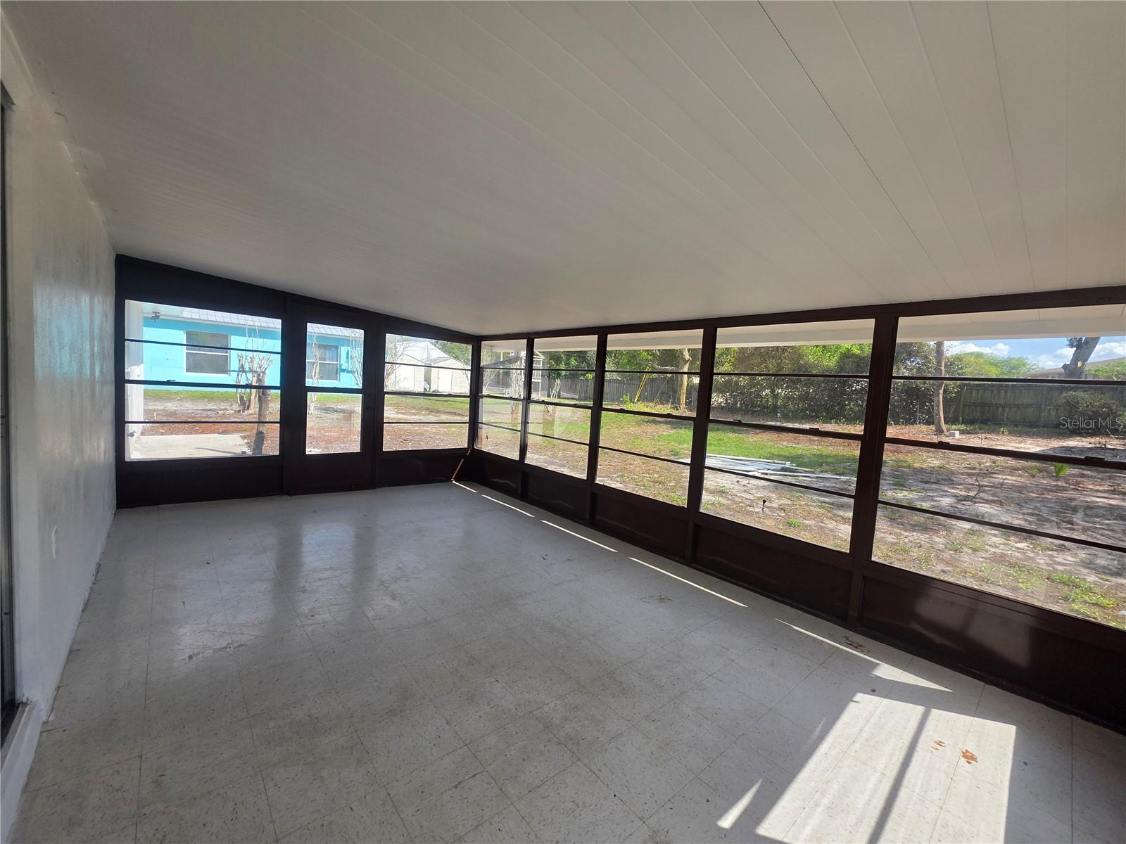 DELTONA LAKES UNIT 08 - Residential