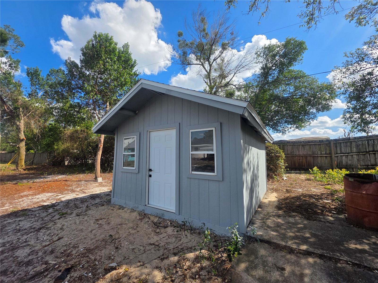 DELTONA LAKES UNIT 08 - Residential