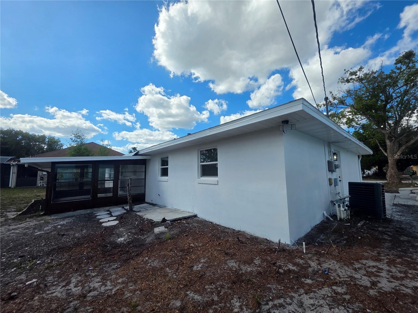 DELTONA LAKES UNIT 08 - Residential