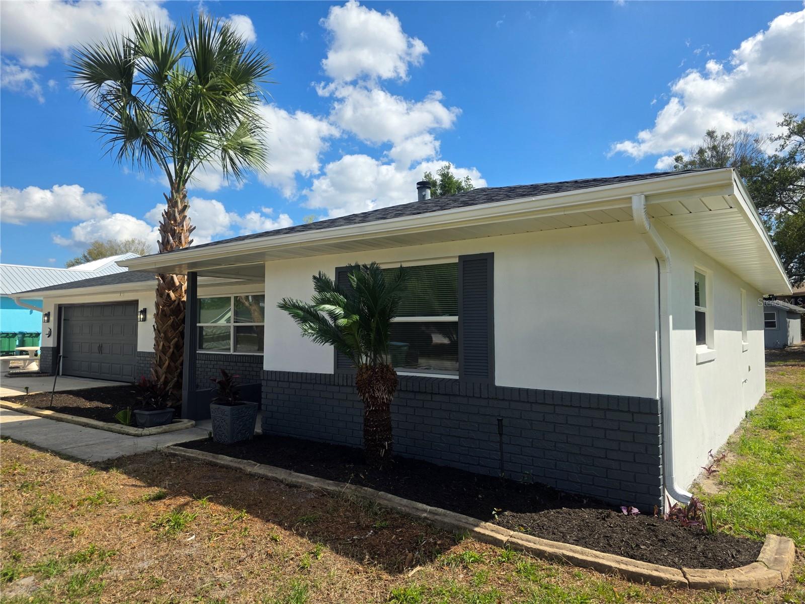 DELTONA LAKES UNIT 08 - Residential