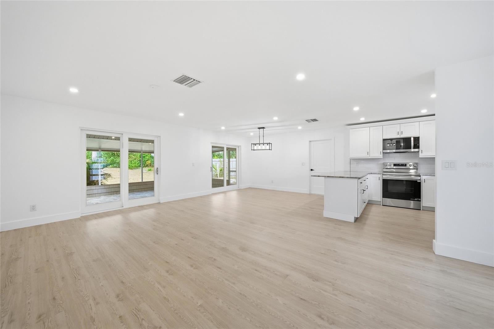 BENT TREE ESTATES SE - Residential