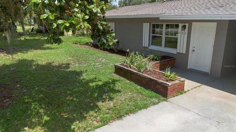 A home in EUSTIS