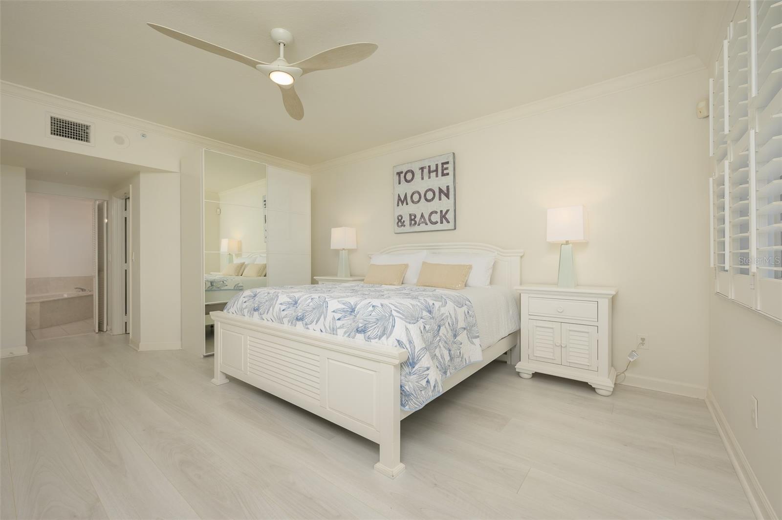 DOLPHIN BAY - Residential