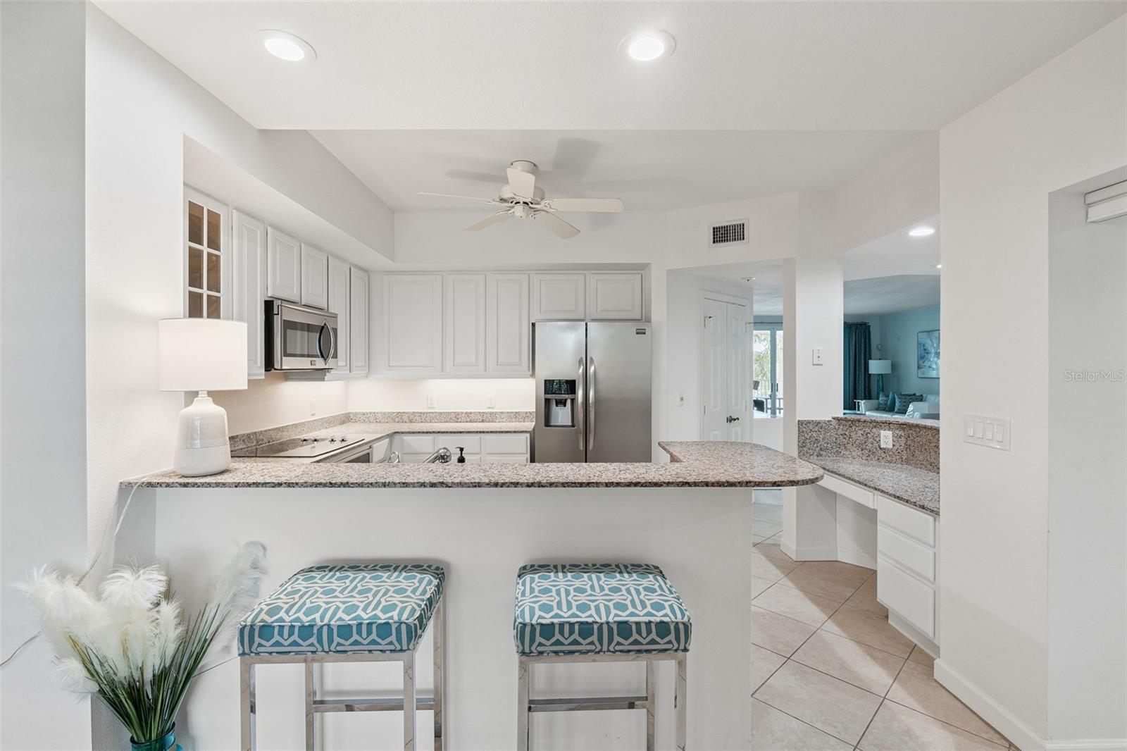 DOLPHIN BAY - Residential