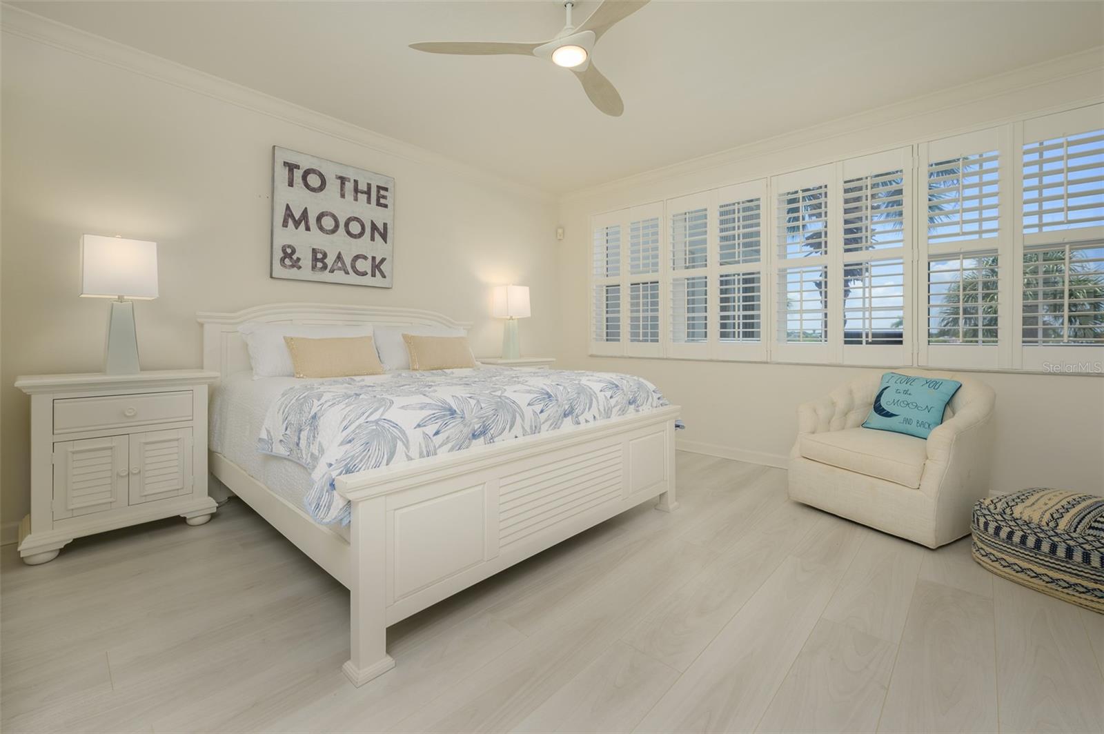 DOLPHIN BAY - Residential