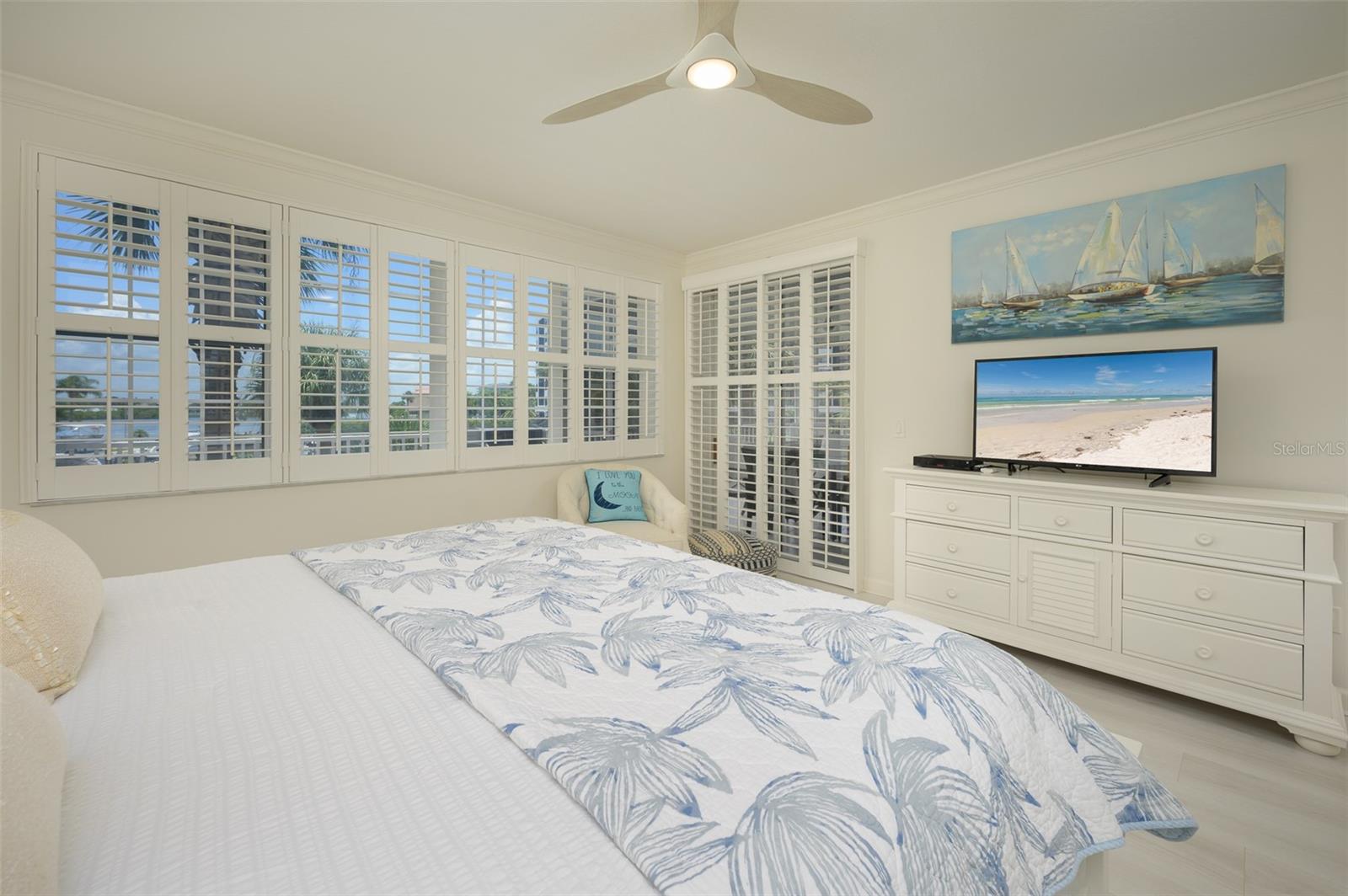 DOLPHIN BAY - Residential