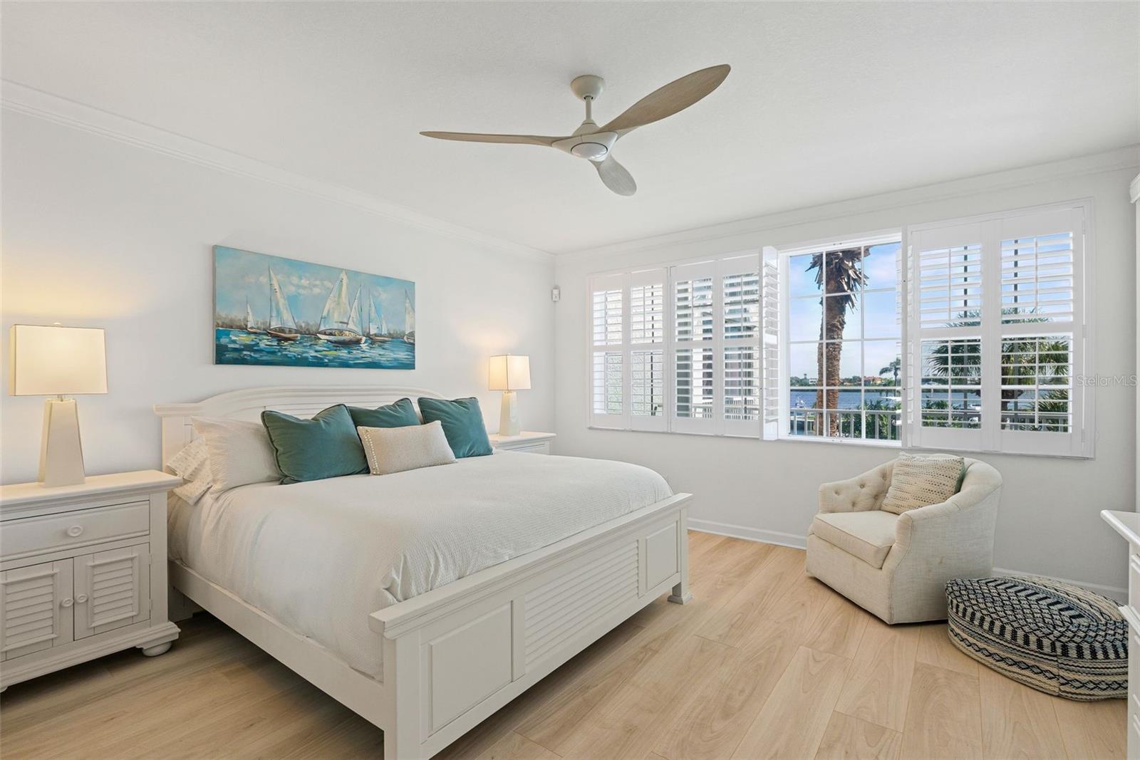 DOLPHIN BAY - Residential