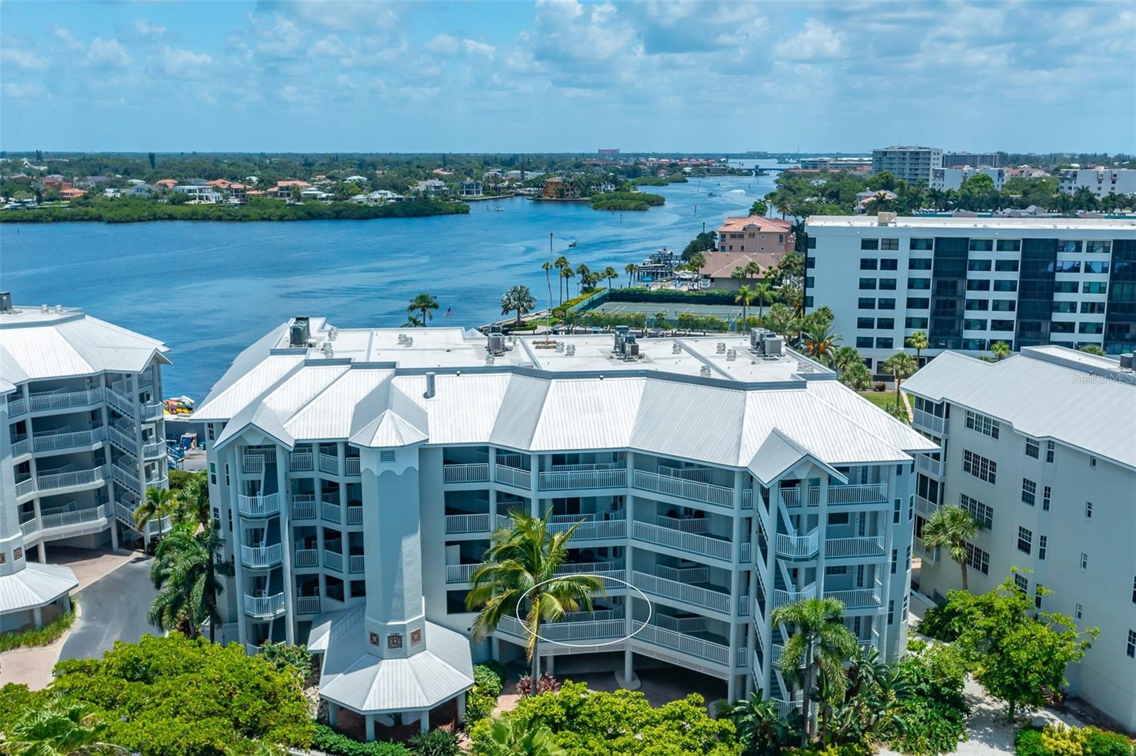 1260 DOLPHIN BAY WAY 203