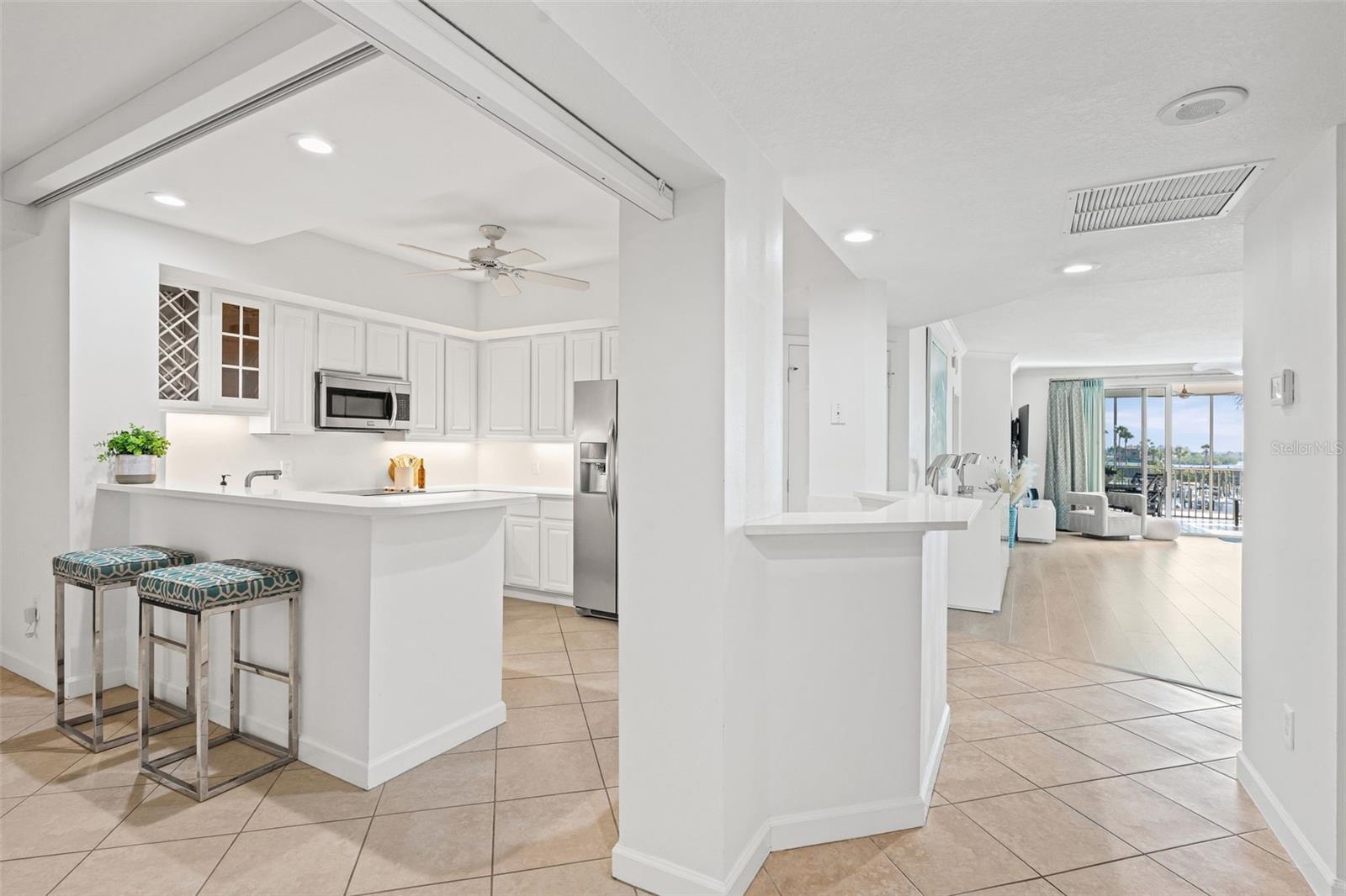 1260 DOLPHIN BAY WAY 203