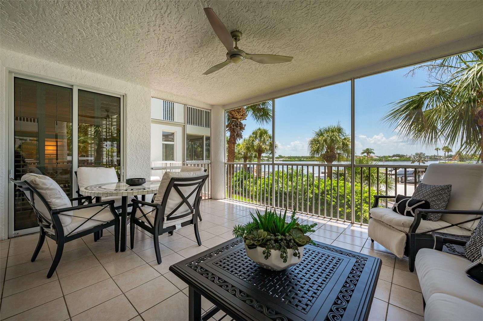 1260 DOLPHIN BAY WAY 203