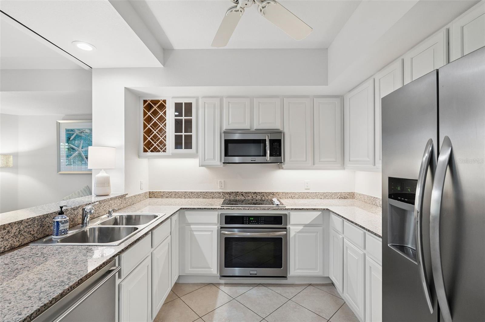 DOLPHIN BAY - Residential