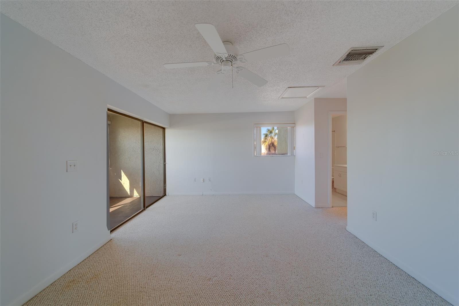 WINDRUSH COVE PH 1 CONDO - Residential